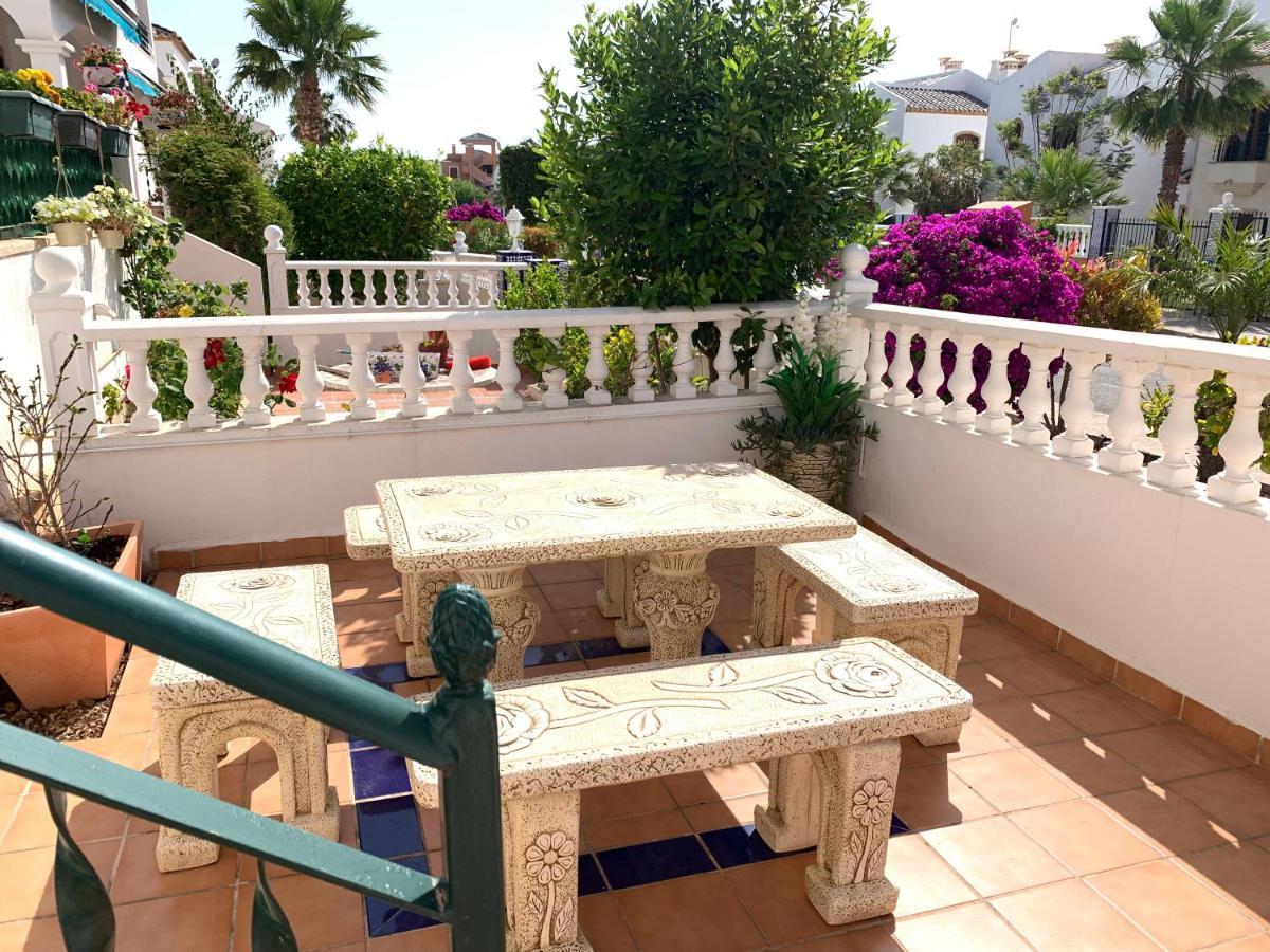 Villamartin, Lovely 2 Bed House, Short Walk To The Plaza. Οριουέλα Εξωτερικό φωτογραφία