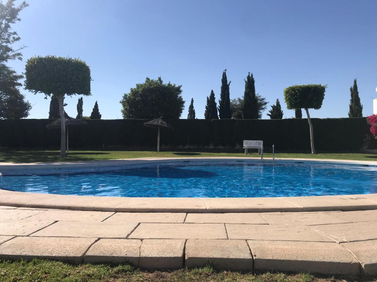 Villamartin, Lovely 2 Bed House, Short Walk To The Plaza. Οριουέλα Εξωτερικό φωτογραφία